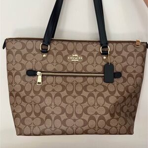 Coach Gallery Tote Bag